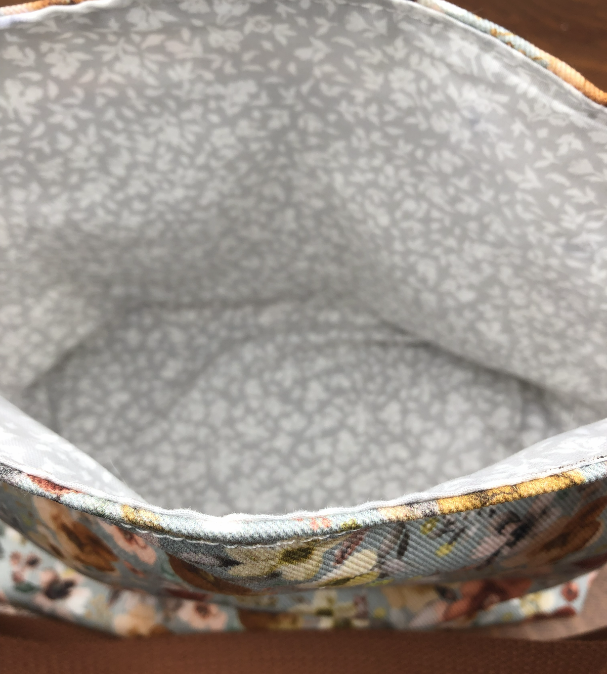 Meadow Floral Tote Bag – Small Handmade Tote with Front Pocket